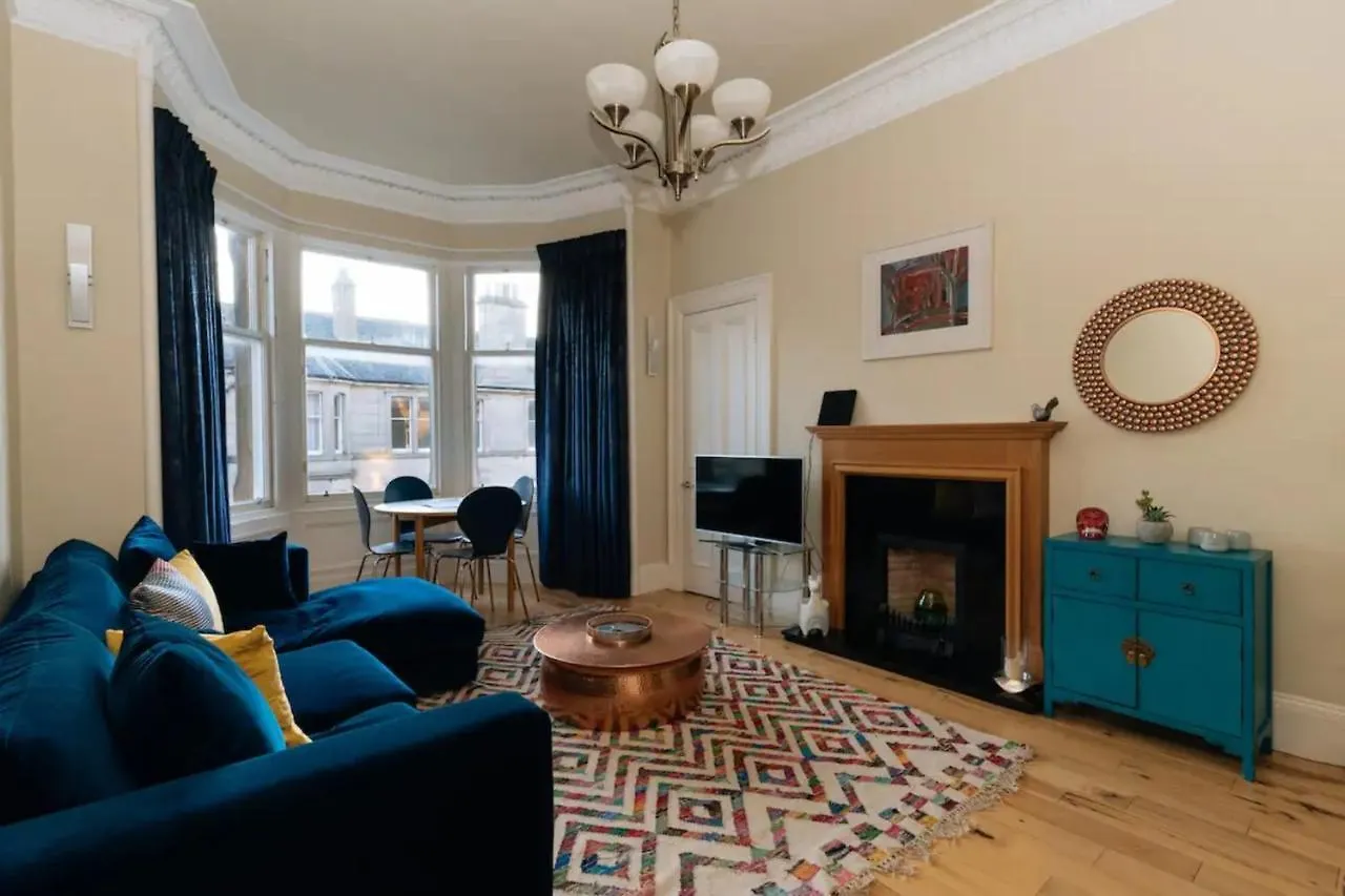 Beautiful Home In Stockbridge Edimburgo