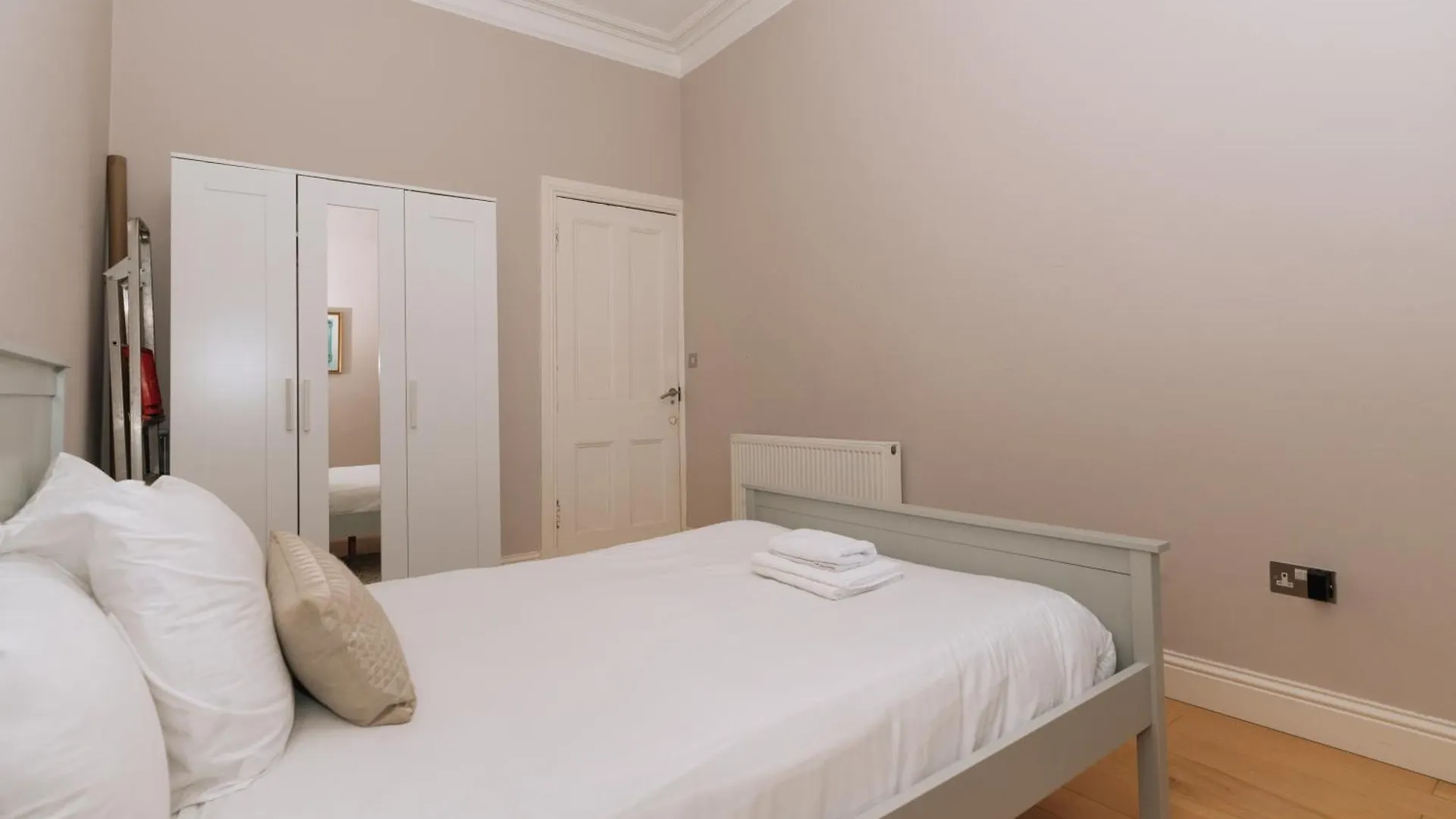 Beautiful Home In Stockbridge Edimburgo Apartamento